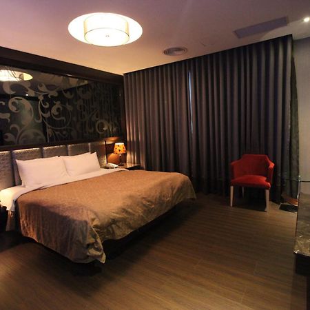 Venice Motel Kaohsiung Dış mekan fotoğraf